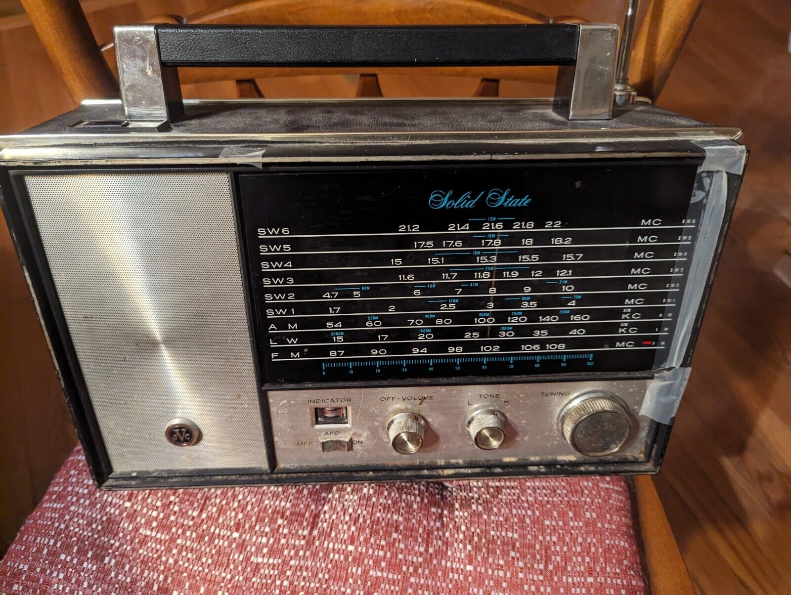 Vintage jvc  13 Transistor With Am, FM, lw, SW Radio,  parts model fa-900