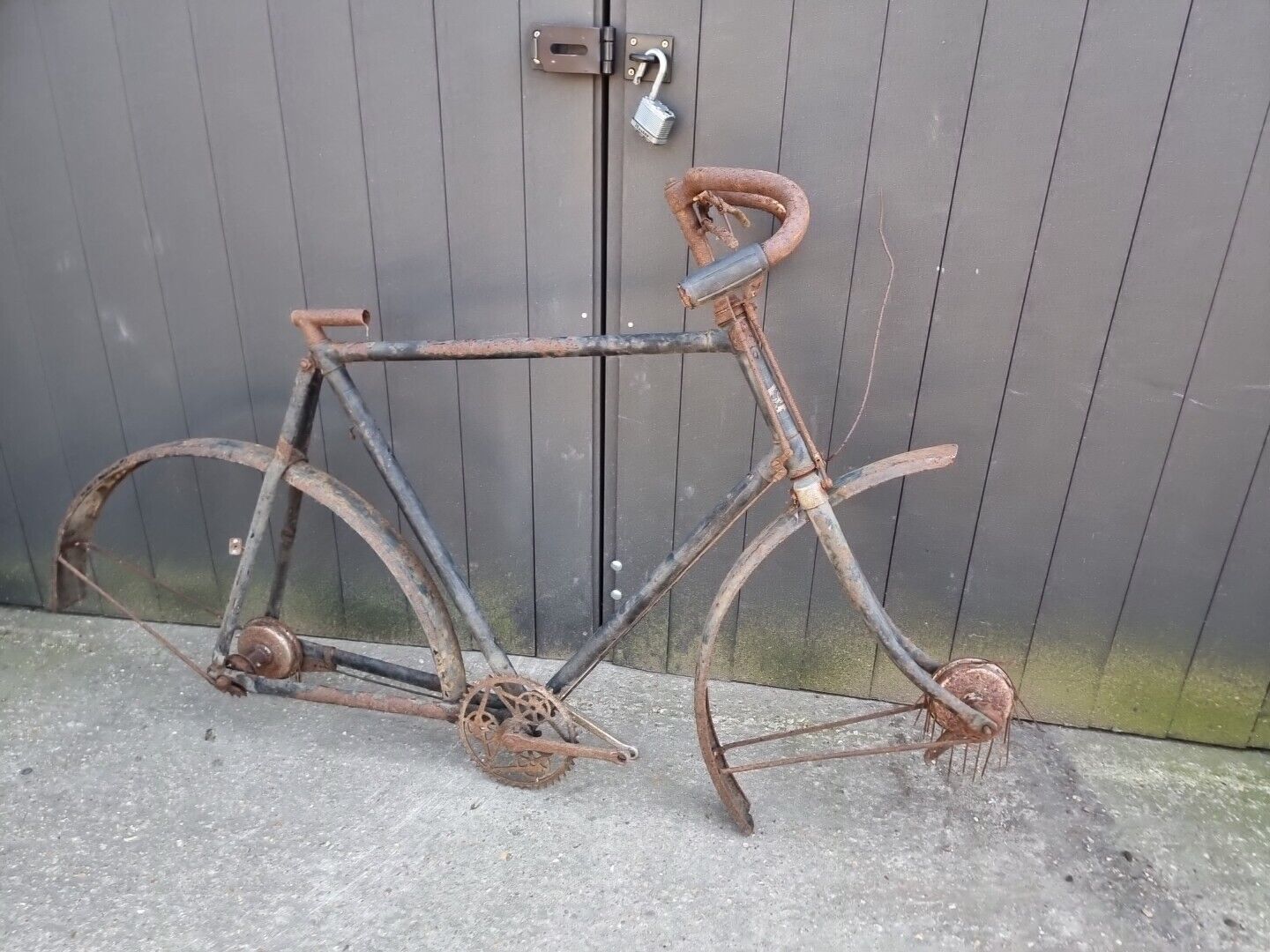 Vintage Royal Enfield Gents Path Racer Bicycle Project