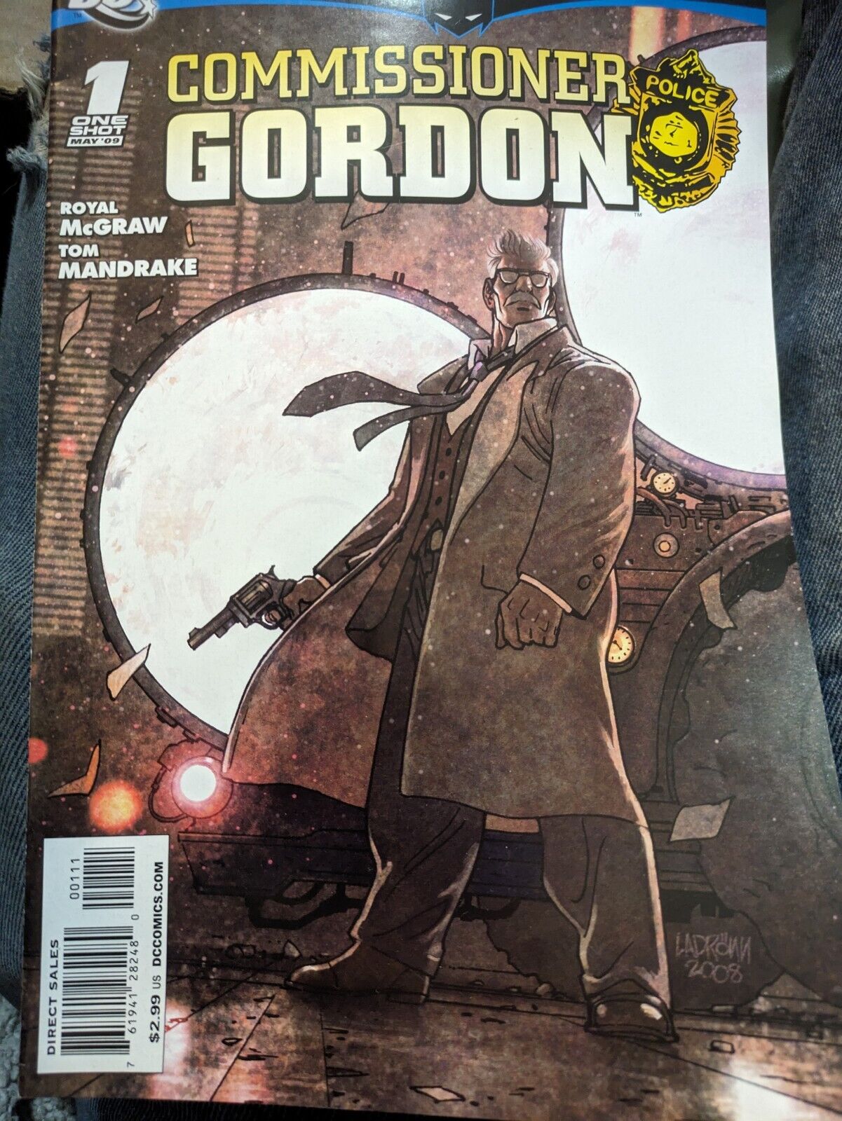 BATMAN: BATTLE FOR THE COWL COMMISSIONER GORDON #1 May 09