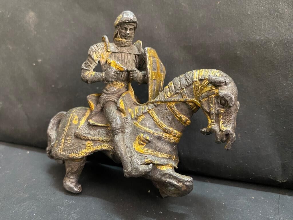ANCIENT RARE OLD METAL MEDIEVAL MOUNTED KNIGHT IN ARMOUR ON HOURSE FIGURE STATUE