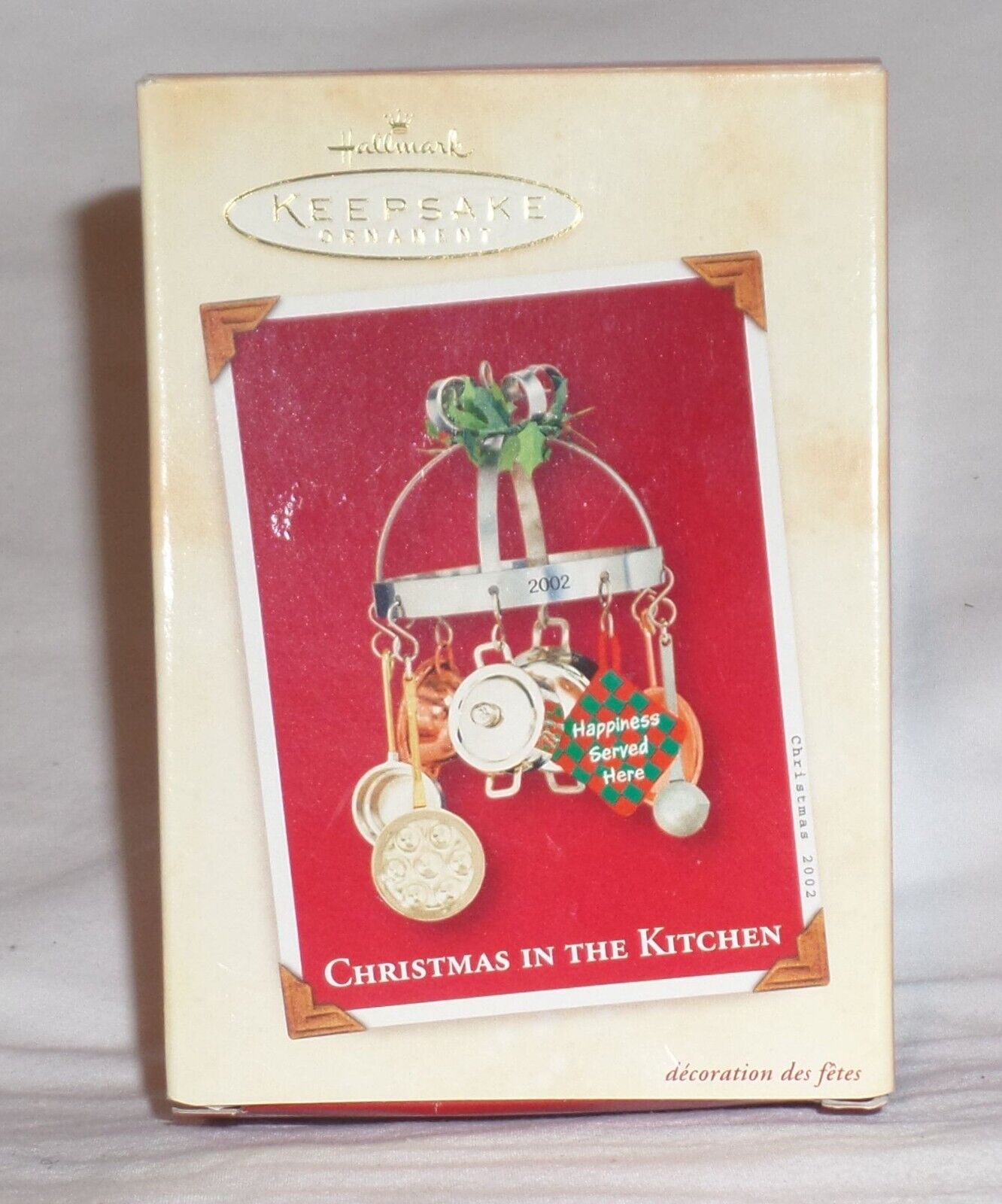 Hallmark 2002 Keepsake - Christmas In The Kitchen - Ornament                (AB)