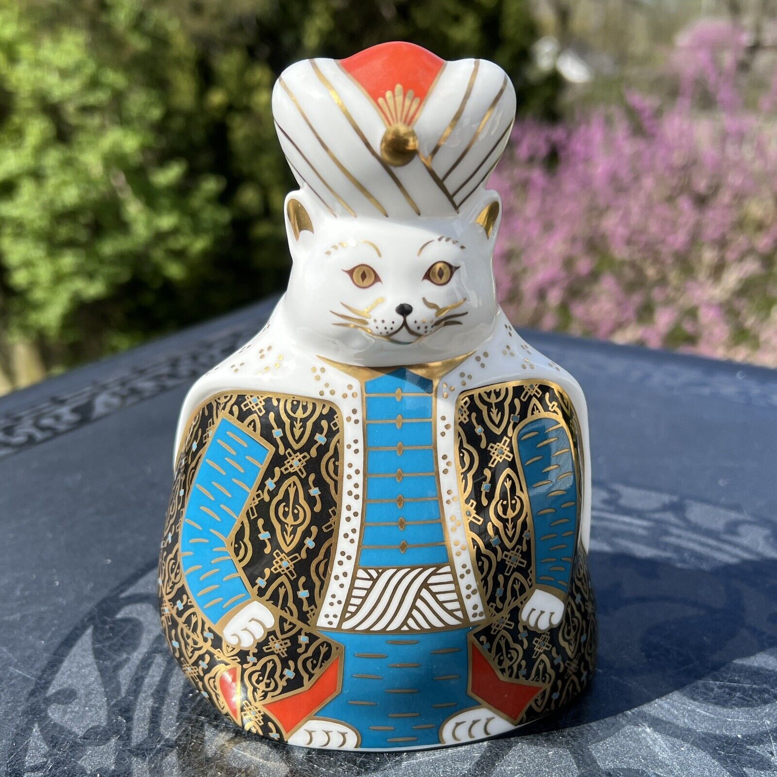 PERSIAN CAT by Royal Crown Derby -  Fine China Royal Cats Collection 1986 LI