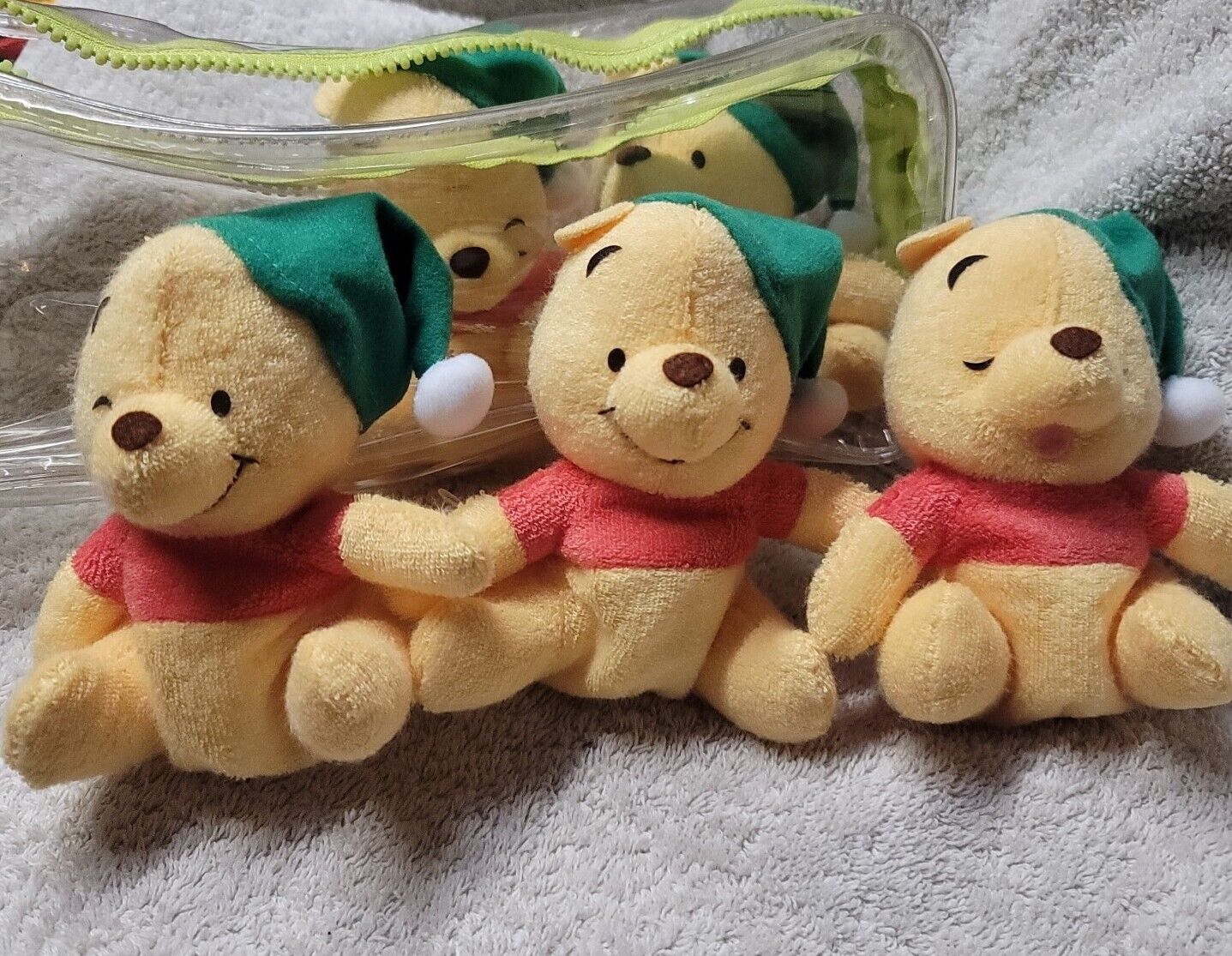 Expressions Of Christmas Pooh 4\