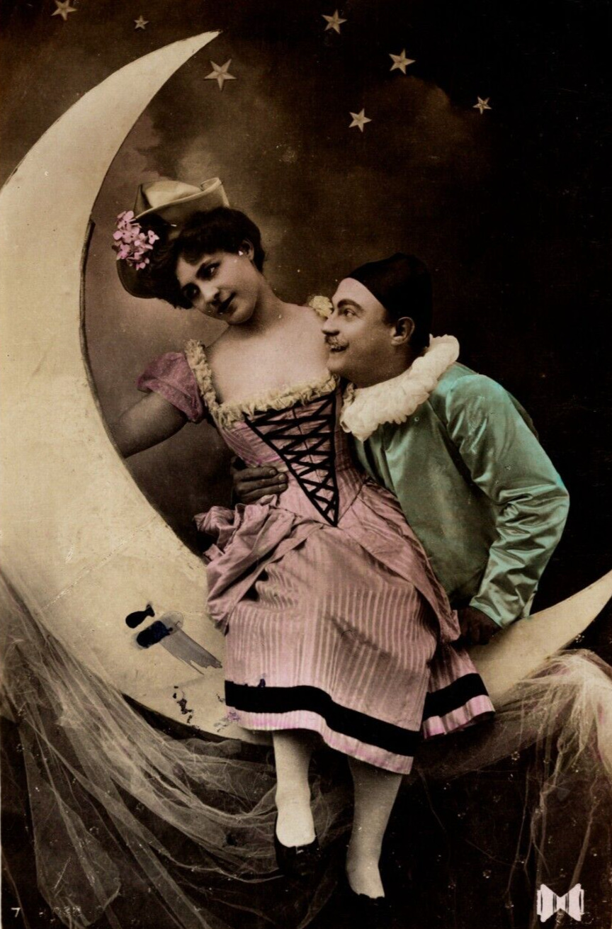 RPPC Romantic Playful Couple On PAPER MOON Fashion Studio Photo VINTAGE Postcard