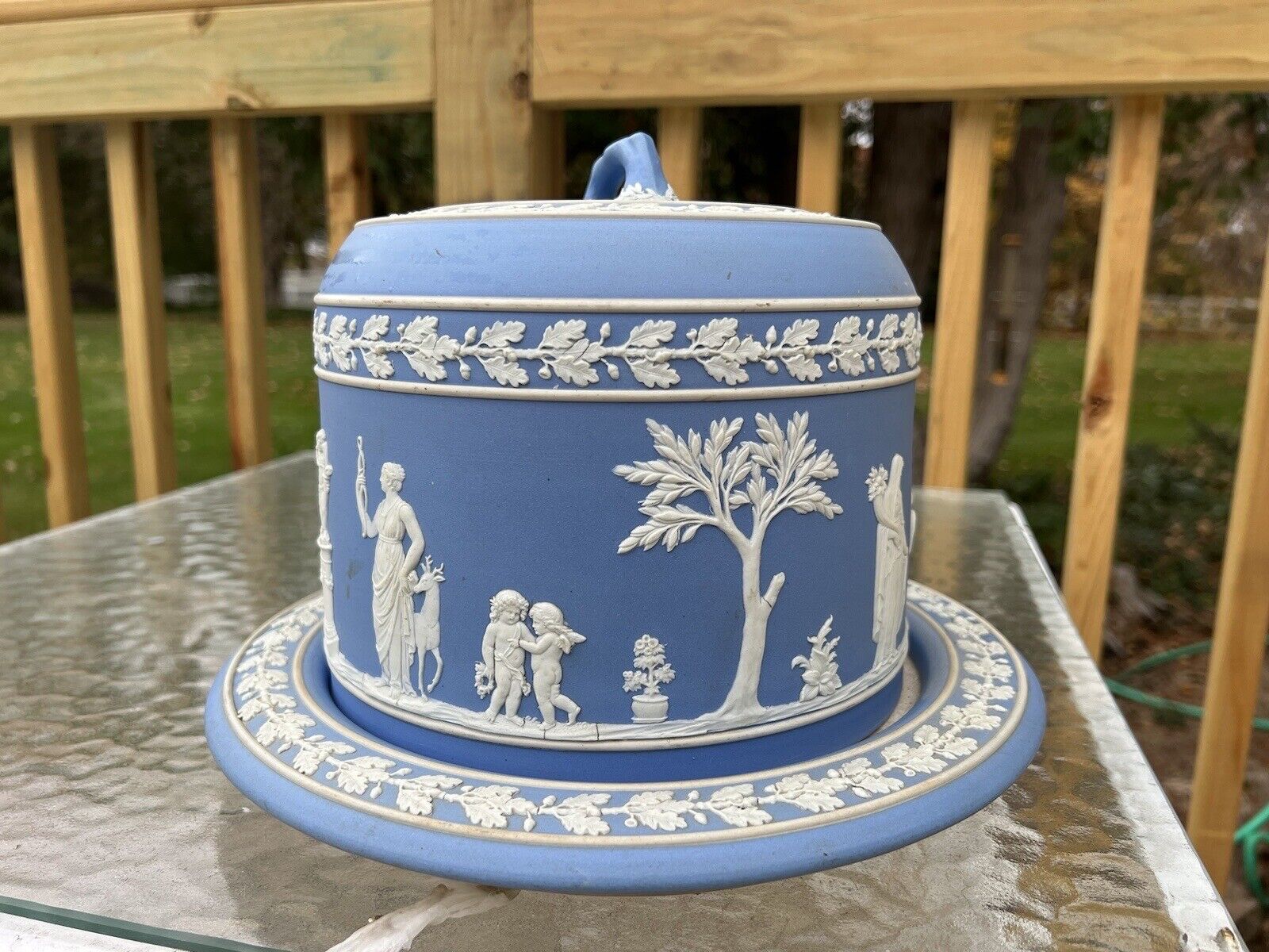 ANTIQUE DARK BLUE WEDGEWOOD JASPERWARE CAKE/CHEESE DOME