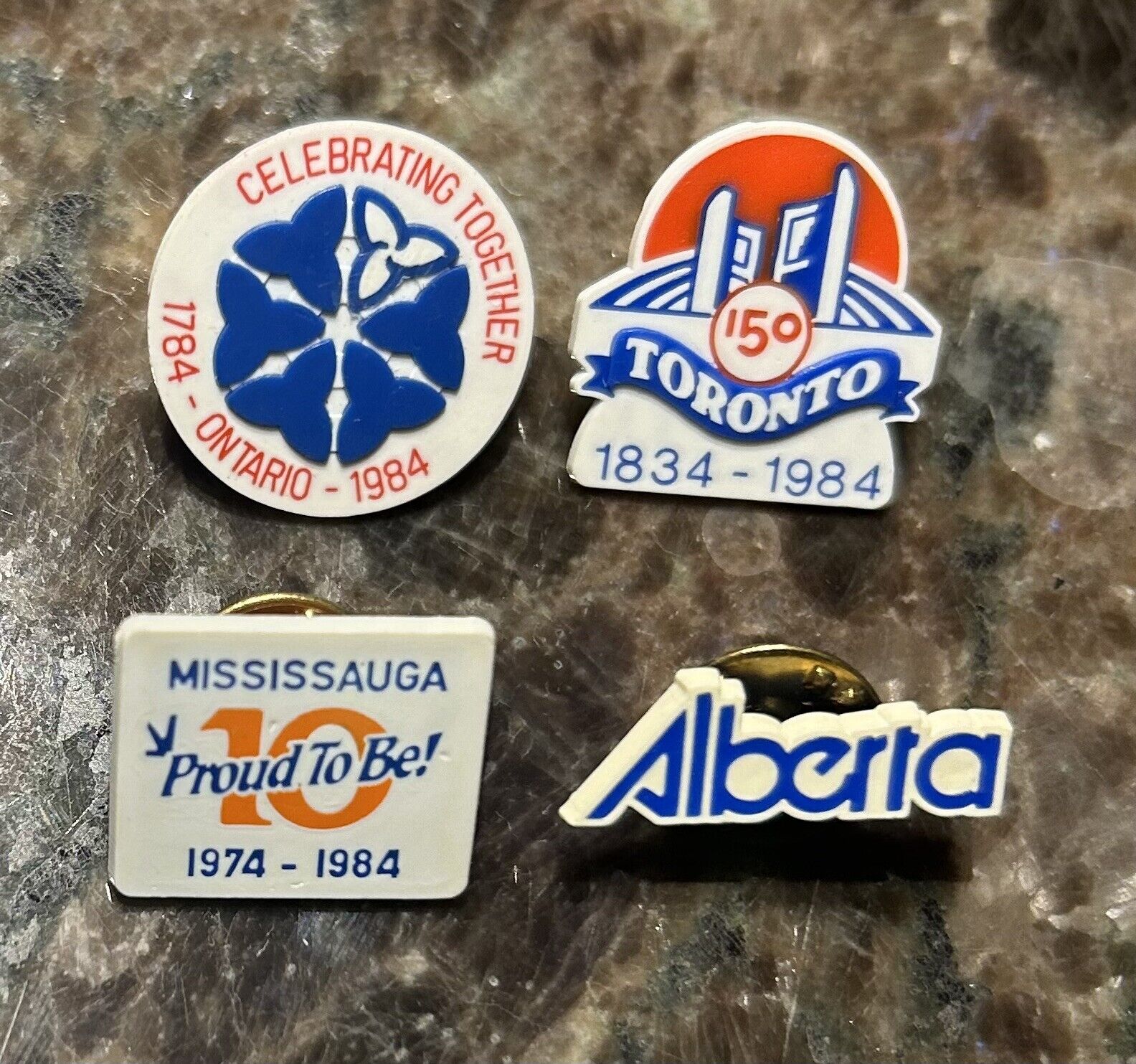 4 Vintage Canada Pins Celebrating Ontario, Toronto, Alberta And Mississauga