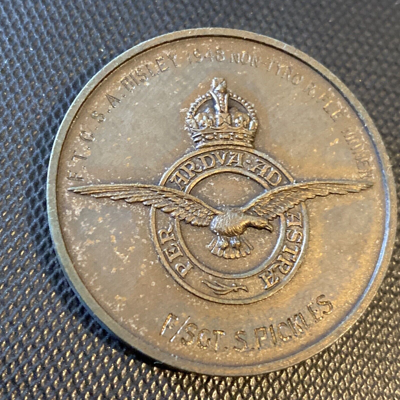 RAF Royal air force metal COIN England 1948 FTCSA Bisley  Flight Sgt. S Pickles