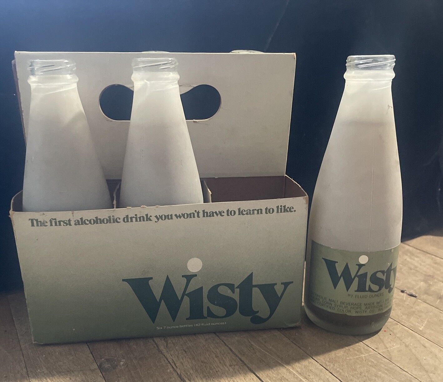 extremely rare six pack Wisty Malt Alcohol beverage/ bottles and six pack