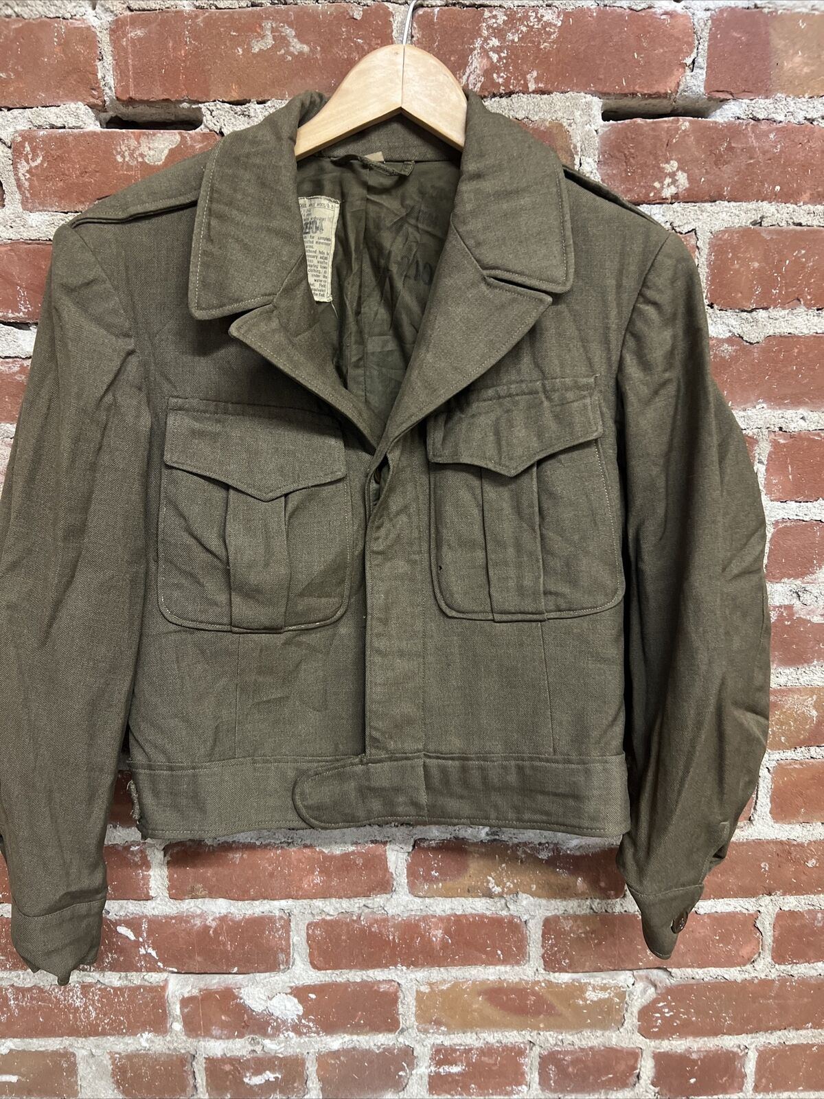Vintage 1940s WWII OD Green Wool Crop 36S  Military Ike Field Jacket