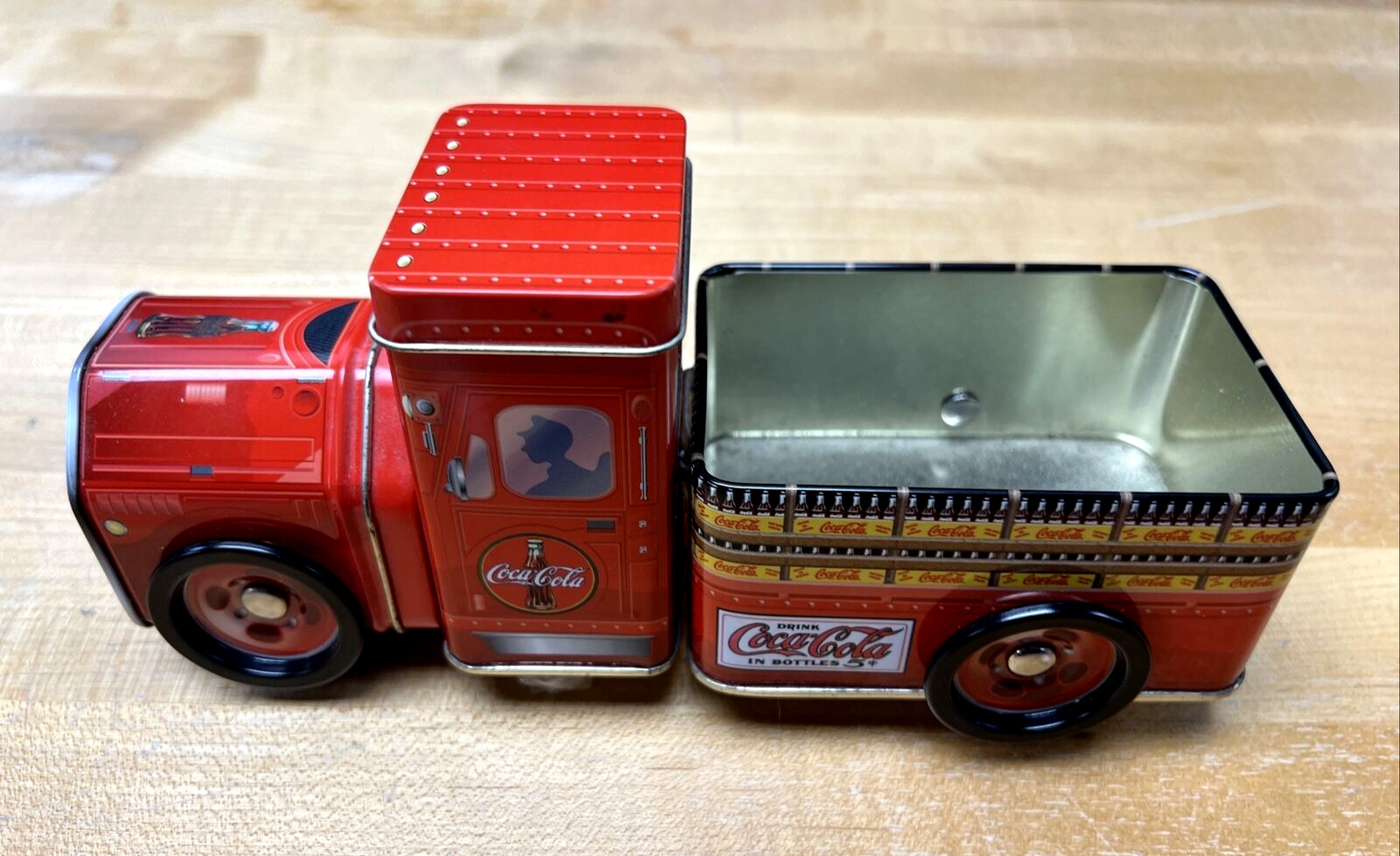 Antique RARE Vintage Coca Cola Truck Type Accessory Case Vintage Tin Pickup, S9