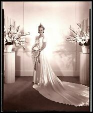 Sensuous DOROTHY ARNOLD GOWN WEDDING DRESS 1940s ALLURING POSE ORIG PHOTO 567 picture