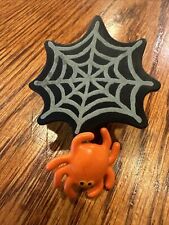 Hallmark Halloween Animated Climbing Spider & Web Lapel Pin *works picture