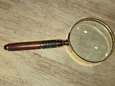 VTG HISTORY CHANNEL CLUB ETCHED WOODEN HANDLED BRASS MAGNIFYING GLASS IS 3