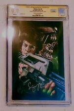 Sigourney Weaver Signed 2016 Aliens #v2 #4 Karn Variant Cover CGC Sig Series 9.9 picture