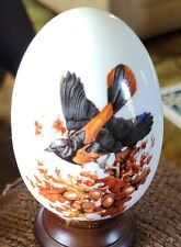 Vintage Older Avon Ceramic  EGG AUTUMN BRINGS MAGIC CHANG3S BIRD App 3