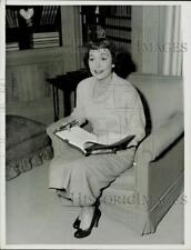1957 Press Photo Actress Jane Wyman, Star of 
