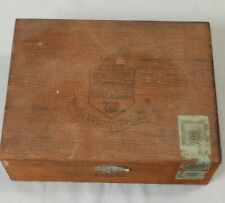 Antique Cigar Box w/Latch The Kansas City Club Factory # 48 1st Dist. N.J. 50 picture