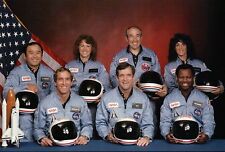 Space Shuttle Challenger Crew on November 15, 1985, NASA Astronauts --- Postcard picture