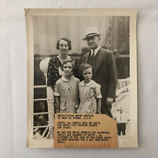 Press Photo Photograph Devon Pennsylvania Family Children on SS Paris Ship Boat picture