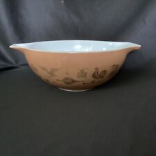 Vintage Pyrex Early American Cinderella Nesting Mixing Bowl 444 ,4 Quart picture