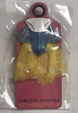 NEW Disney pins HKDL Hong Kong Princess Dress Pin Snow White New Release LE400 picture