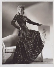 HOLLYWOOD BEAUTY LUCILLE BALL STYLISH POSE STUNNING PORTRAIT 1940s Photo C33 picture