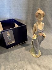 LLADRO “POCKET FULL OF WISHES” FIGURINE #07650 in Original Box, mint picture