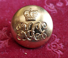 BRITISH ROYAL HOUSEHOLD CAVALRY LARGE COAT BUTTON QEII CROWN BY GAUNT, LONDON picture