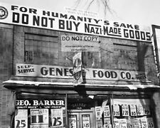 STOREFRONT SUPPORTING BOYCOTT OF NAZI GERMANY IN 1930s - 8X10 PHOTO (BB-512) picture