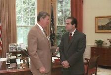 President Ronald Reagan & Future Supreme Court Justice Antonin Scalia - Postcard picture