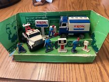 RARE 1976 IDEAL EXXON GAS STATION SERVICE STATION PLAYSET picture