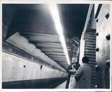 1970 Press Photo NYC Brooklynites Wait For Subway - ner42349 picture