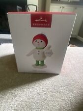 2023 HALLMARK SWEET SNOWMAN CHRISTMAS ORNAMENT NEW IN BOX picture
