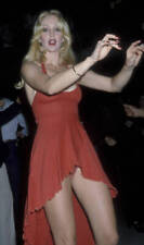 Cheryl Rixon at the party for Roberta Flack on June 12, 1978 a - 1978 Photo 18 picture