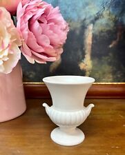 Vintage c1960s Wedgwood Barlaston Moonstone Matte White Small Urn Form Vase picture