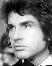 Warren Beatty close-up in tuxedo from Shampoo 24x36 Poster picture