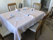 Vintage High-End Linen Tablecloth (Lace from Bruges, Belgium) picture