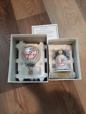  Danbury Mint New York Yankees Hot Air Balloon And Bell Lot Of 2 Ornament picture