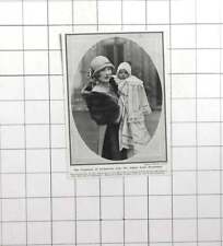 1924 The Countess Of Carnavon Holding The Infant Lord Porchester picture