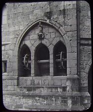 Glass Magic Lantern Slide THE WELL ALNWICK CASTLE C1890 PHOTO NORTHUMBERLAND picture