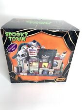 Lemax Spooky Town Monster Hunting Supplies Store Lighted Building # 85311 EUC picture