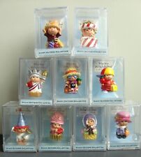 Hallmark Merry Miniature Figurine Happy Hatters Keepsake Collection 2000 picture