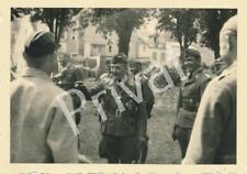 Photo Wk 2 Soldiers Armed Forces Uniform Order Conversation La Ferté France 1940 picture