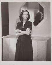 HOLLYWOOD BEAUTY Vivien Leigh STYLISH POSE STUNNING PORTRAIT 1950s Photo 424 picture