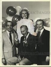 1984 Press Photo Carl Reiner with Guests on 