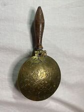 Beautiful Vintage India 617 Etched Hinged Lid Brass Crumb Catcher picture