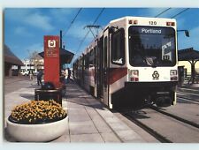 Postcard: Portland, Oregon - Passengers Departing Light Rail Train picture