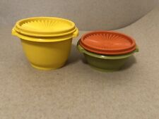 Set Of 2 Vintage Tupperware Servalier Bowls 886-8 and 1323-7 with Lids picture