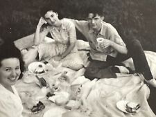 G5 Photograph Pretty Women On Blanket Picnic 1940 Couple  picture