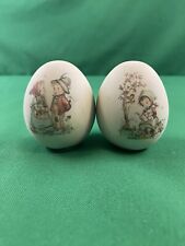 Set (2) Vintage Womack's Collectibles Oval Egg Boy & Girl/ Girl Reading Scenes  picture